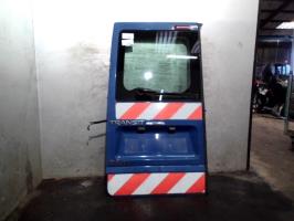 Porte de coffre gauche