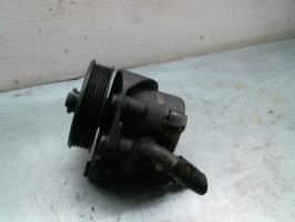 Pompa sterzo