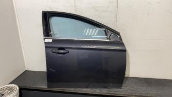 Porte avant droit