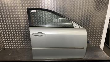 Porte avant droit