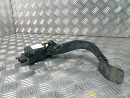 Pedale acceleratore