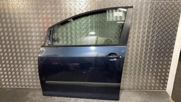 Puerta delantera izquierda