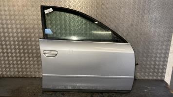 Porte avant droit