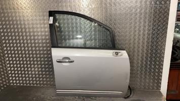 Porte avant droit
