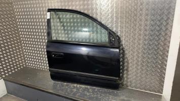 Puerta delantera derecha