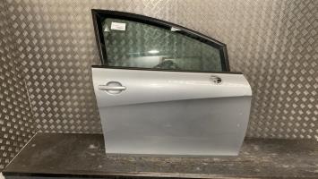 Porte avant droit