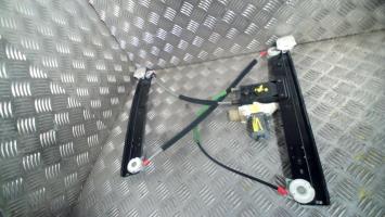 Leve vitre electrique avant droit