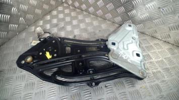Elevalunas eléctrico trasero izquierdo
