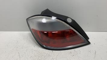 Fanale posteriore principale sinistro (luci)