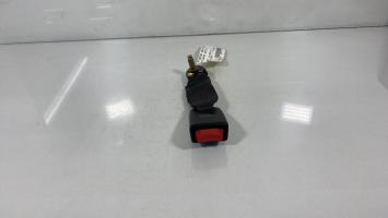 Attache ceinture arriere droit