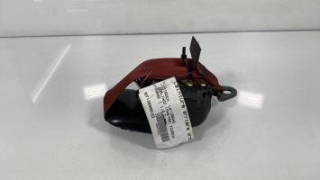 Cinturón de seguridad trasero derecho