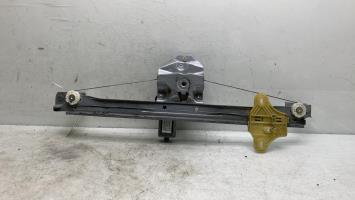 Elevalunas eléctrico delantero derecho