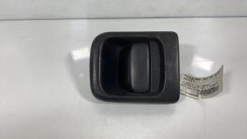 Poignee porte avant droit