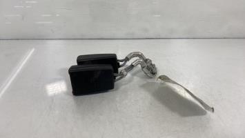 Attache ceinture arriere gauche