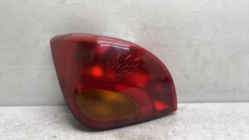 Fanale posteriore principale sinistro (luci)