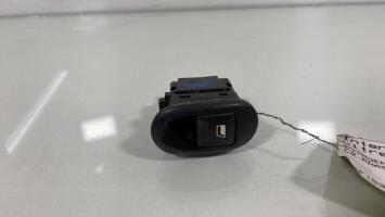 Interruttore lavacristalli anteriore destro