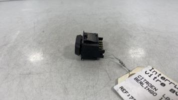 Interruttore lavacristalli anteriore sinistro