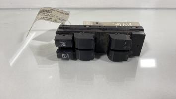 Interruttore lavacristalli anteriore sinistro