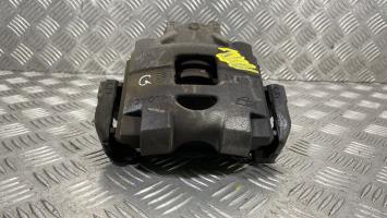Etrier avant gauche (freinage)