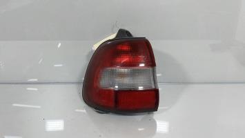Fanale posteriore principale sinistro (luci)
