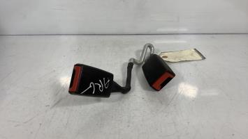 Attache ceinture arriere gauche