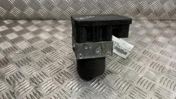 Bloc ABS (freins anti-blocage)