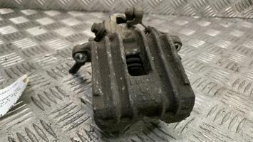 Etrier arriere gauche (freinage)