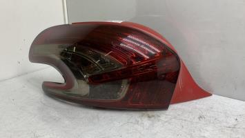 Fanale posteriore principale sinistro (luci)