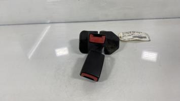 Attache ceinture arriere gauche