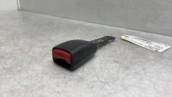 Aggancio cintura sicurezza anteriore sinistro