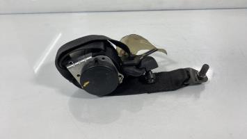 Cinturón de seguridad trasero derecho
