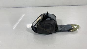 Cinturón de seguridad trasero izquierdo