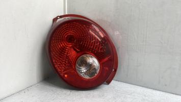 Fanale posteriore principale sinistro (luci)