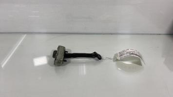 Arresto portiera posteriore sinistra