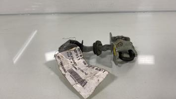 Arresto portiera anteriore destra