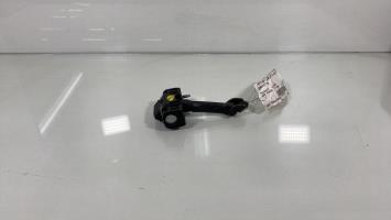 Arresto portiera anteriore sinistra