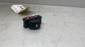 Interruptor de elevalunas delantero derecho