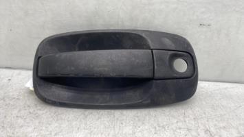Poignee porte avant gauche