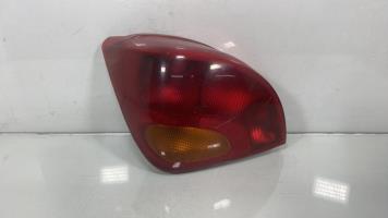 Fanale posteriore principale sinistro (luci)