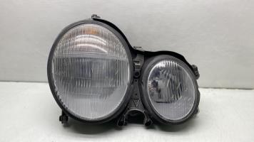 Optique avant principal droit (feux)(phare)