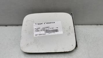 Trappe d'essence