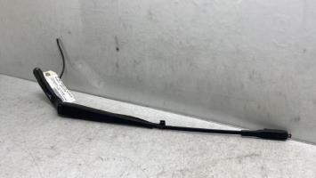 Bras essuie glace avant gauche