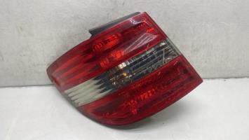 Fanale posteriore principale sinistro (luci)