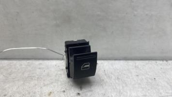 Interruptor de elevalunas delantero derecho