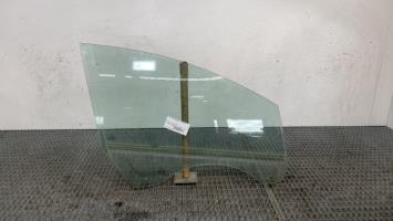 Vitre avant droit