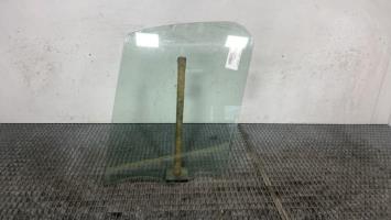 Vitre avant gauche
