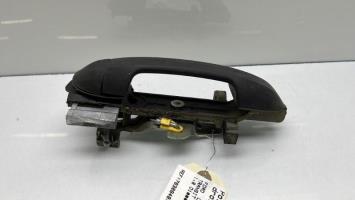 Poignee porte laterale droit