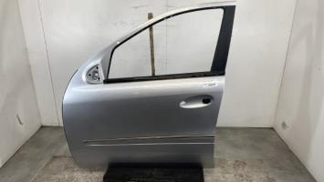 Porte avant gauche