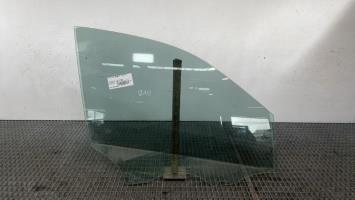 Vitre avant droit