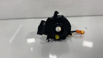 Contactor giratorio